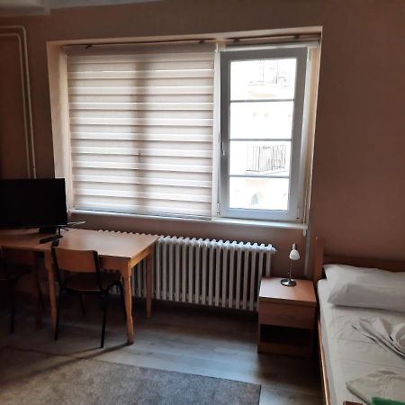 Petar Drapsin Hostel Belgrad Exteriör bild